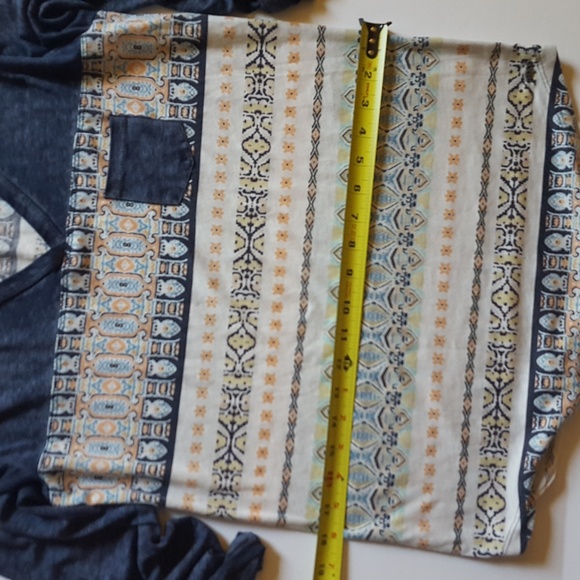 Women's Casual V-Neck 3/4 Sleeve Shirt by Roxy - Picture 4 of 5